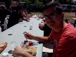 10 une journée pour la nesque 3 mai 2014 Pernes centre