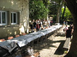 Autour d'une castagnade à Aurel