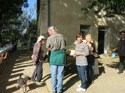 Autour d'une castagnade à Aurel
