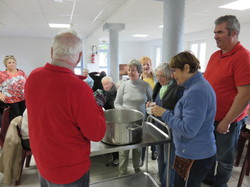 Autour d'une Castagnade à Aurel, au piemont du Ventoux