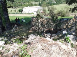 Débroussaillage du Moulin Virgile à Monieux