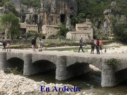 Entre la pierre et l'eau