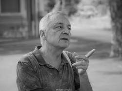 Les arbres du village à Méthamis