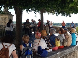 Lussan , village de caractère du Gard