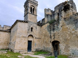 Un joyau au bord du Rhône